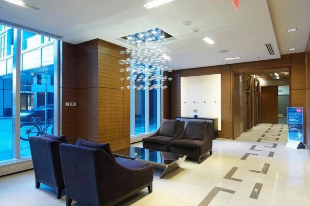 Toronto Lofts Apartment Exterior photo