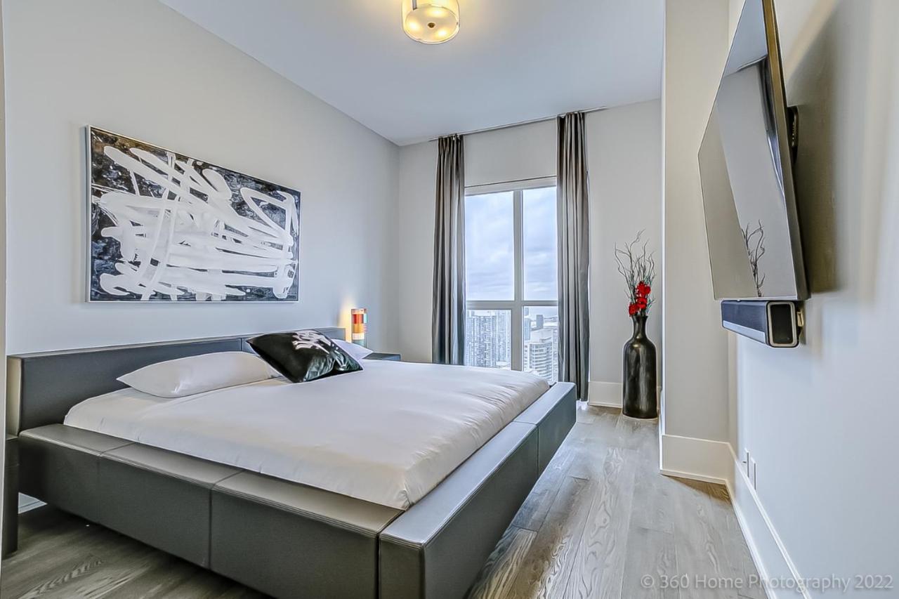 Toronto Lofts Apartment Exterior photo